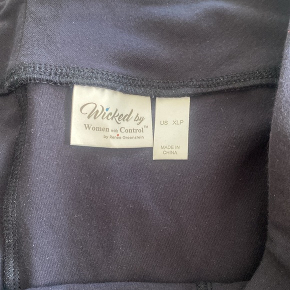 💐 wicked by Women Control Shorts 💐 - Picture 3 of 5